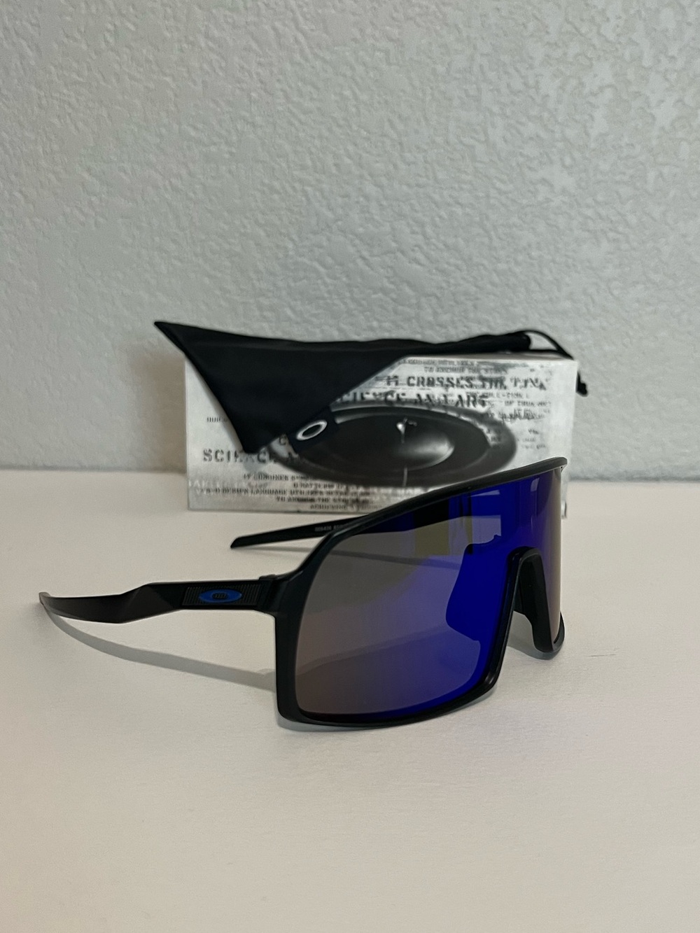Oakley Sutro Chrome Iridium Sunglasses - Picture 4 of 9